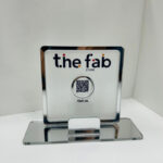 business card holder with qr code 3